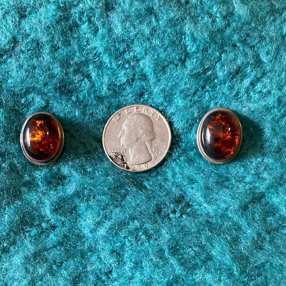 SOLD-Vintage Sterling Silver & Amber earrings